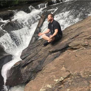 Meet your Posher, Louis